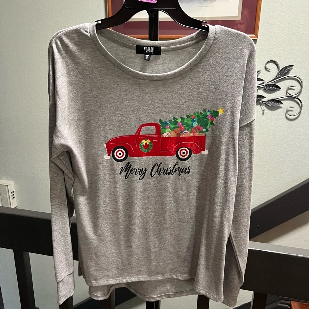 Modern Canvas Gray “Merry Christmas” Long Sleeve Tee